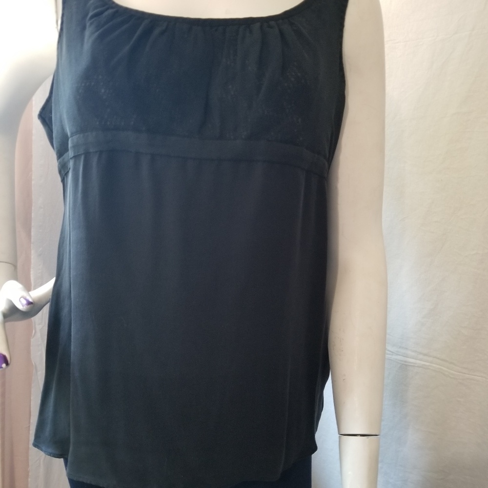 Formal Tank Top - Picture 3 of 3